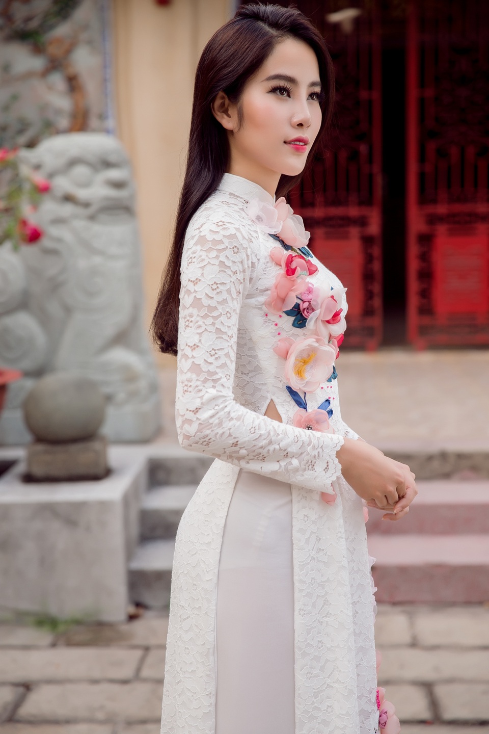 “Ảnh hậu” Trái đất Nam Em đẹp thuần khiết với áo dài trắng - 9 “Ảnh hậu” Trái đất Nam Em đẹp thuần khiết với áo dài trắng - 9