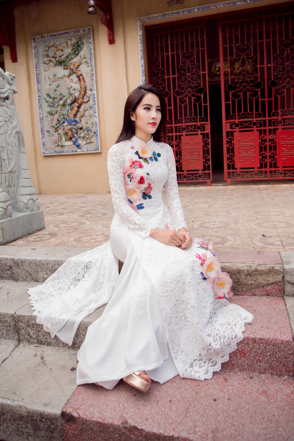 “Ảnh hậu” Trái đất Nam Em đẹp thuần khiết với áo dài trắng - 8 “Ảnh hậu” Trái đất Nam Em đẹp thuần khiết với áo dài trắng - 8