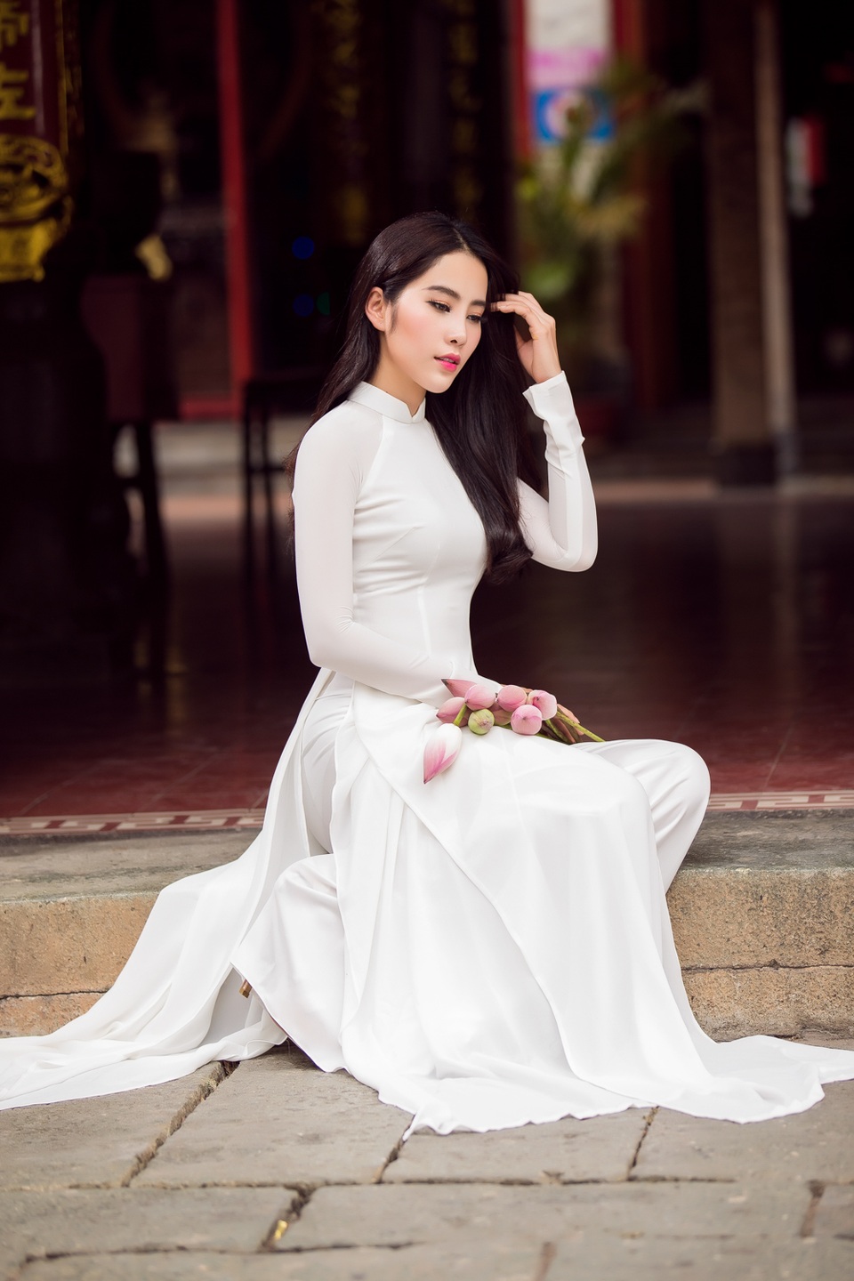 “Ảnh hậu” Trái đất Nam Em đẹp thuần khiết với áo dài trắng - 4 “Ảnh hậu” Trái đất Nam Em đẹp thuần khiết với áo dài trắng - 4