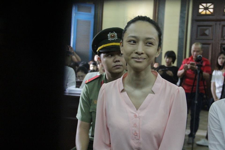 Vụ hoa hậu Phương Nga: Lộ cách thông cung tinh vi từ trại giam - 2