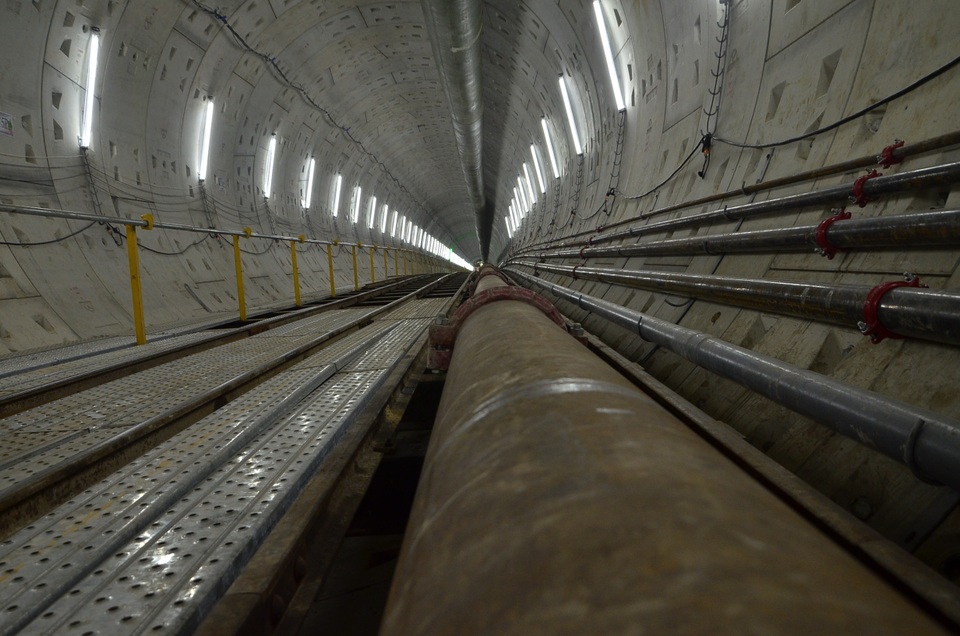Ngắm đường hầm metro trong lòng đất đang dần thành hình - 13 Hệ thống đường ống chuyển đất sau khi đào ra ngoài