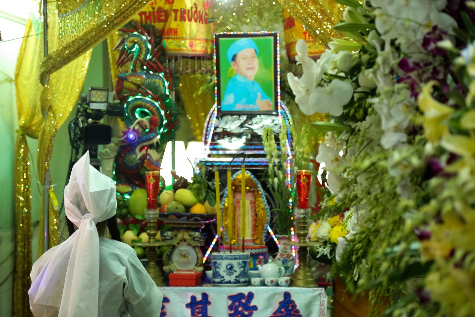 Đông đảo sao Việt đến viếng nghệ sĩ hài Khánh Nam - 1