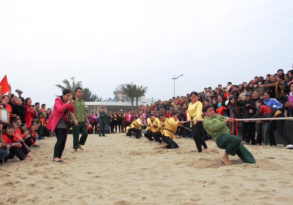 Ấm áp nghĩa tình nơi hai tuyến biên giới - 1 Những hoạt động sôi nổi nhân Ngày Biên phòng toàn dân 3/3