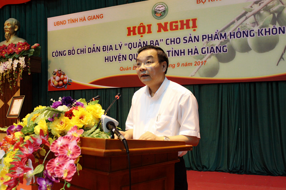 Công bố Chỉ dẫn địa lý Hồng không hạt Quản Bạ - 2
Bộ trưởng Bộ Khoa học và Công nghệ Chu Ngọc Anh phát biểu tại buổi công bố.