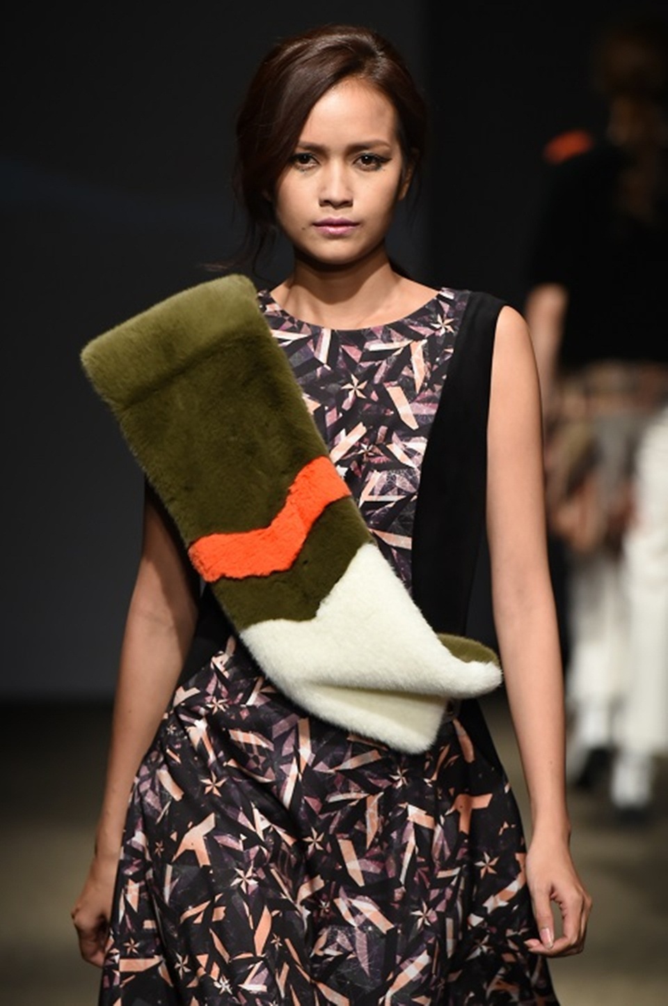 Quán quân Vietnam’s Next Top Model 2016 "tấn công" Seoul Fashion Week - 1 Ngọc Châu tự tin sải bước tại Tuần lễ Thời trang Seoul - Seoul Fashion Week.