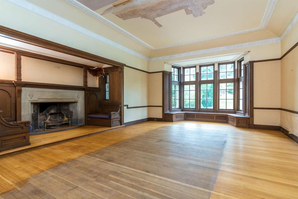 Lâu đài “bí ẩn” nhất nước Anh được rao bán với giá sốc - 4 Biệt thự rộng lớn được bán với giá rất hời