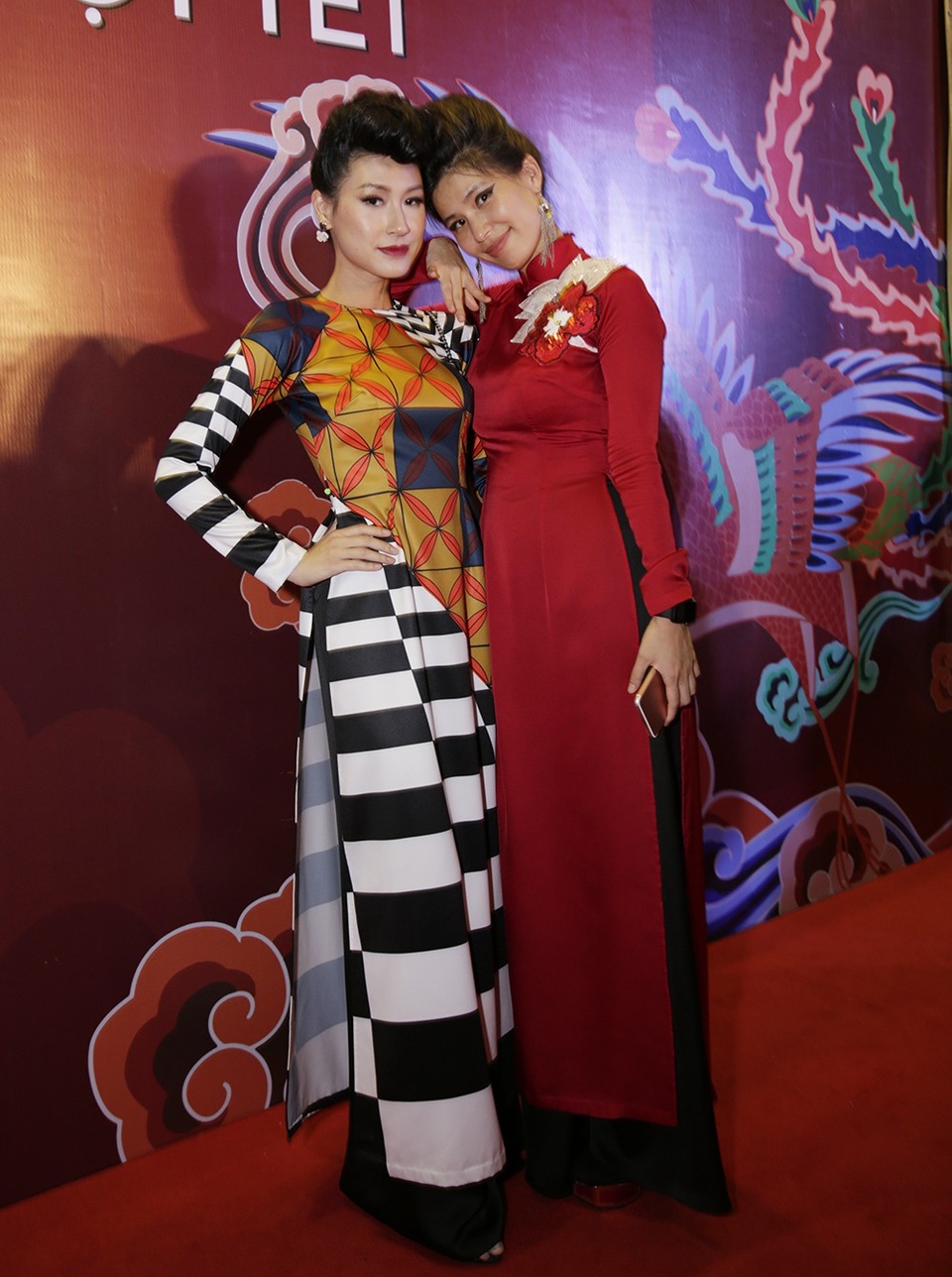Diễn viên Kathy Uyên và nhà thiết kế Thủy Nguyễn