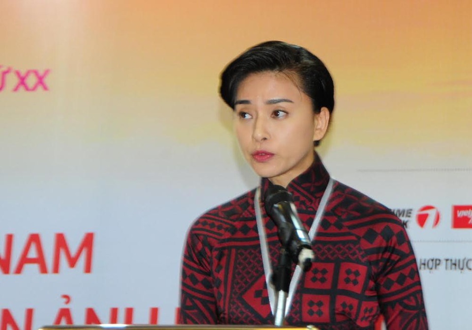 Ngô Thanh Vân: Không có chuyện ngừng kiện người quay lén "Cô Ba Sài Gòn" - 1 Ngô Thanh Vân phát biểu thại Hội thảo: Ý thức của người xem về bản quyền phim điện ảnh khiến phòng vé thất thu