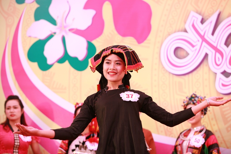 Ngắm những nhan sắc núi rừng lần đầu tranh tài “Người đẹp Hoa Ban” - 2 Ngắm những nhan sắc núi rừng lần đầu tranh tài “Người đẹp Hoa Ban” - 2