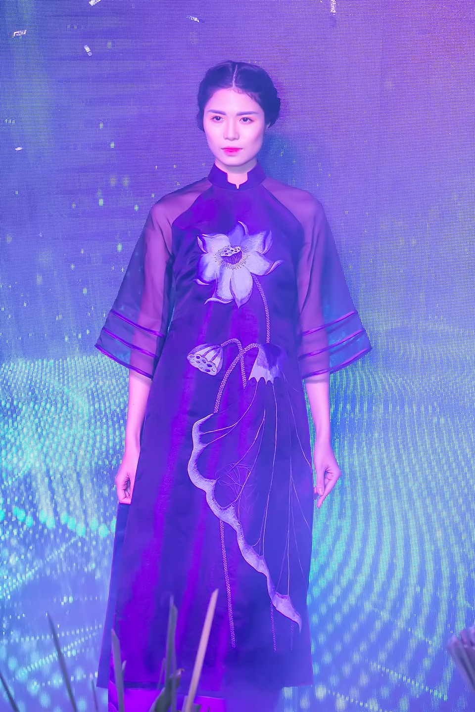 NSƯT Thu Hà: “Tôi luôn thấy mình đẹp” - 15 NSƯT Thu Hà: “Tôi luôn thấy mình đẹp” - 15