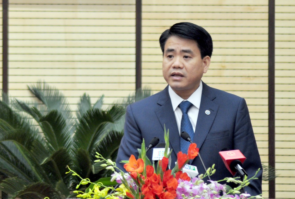“Sớm cấp sổ đỏ cho người mua nhà của chủ đầu tư sai phạm” - 1 Ông Nguyễn Đức Chung - Chủ tịch UBND TP Hà Nội hứa sớm cấp sổ đỏ cho người dân mua nhà ở dự án chủ đầu tư sai phạm