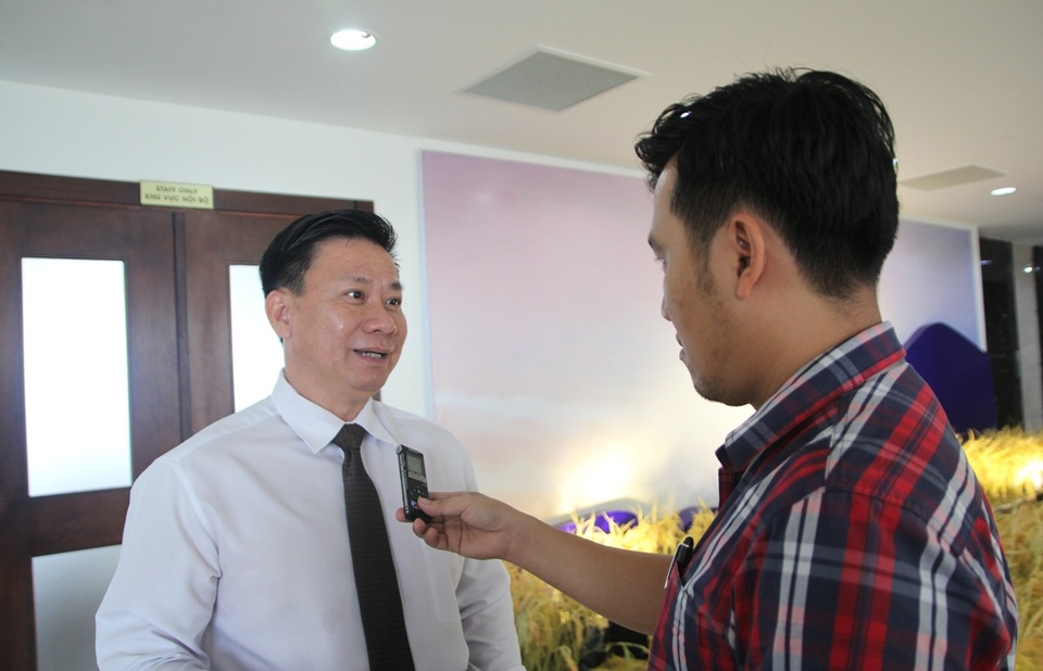 Mỗi du khách tới Tây Ninh chỉ tiêu... 300.000 đồng - 3 Phó Chủ tịch UBND tỉnh Tây Ninh Nguyễn Thanh Ngọc cho biết hội thảo mở ra cơ hội phát triển du lịch cho Tây Ninh