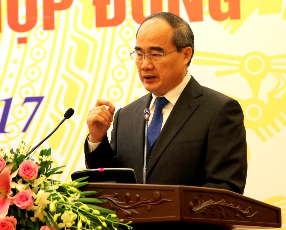 Xuất khẩu lao động: “Để bớt đi những lời kêu cứu từ người lao động” - 2
Chủ tịch Mặt trận Tổ quốc Việt Nam Nguyễn Thiện Nhân phát biểu tại Hội nghị.
