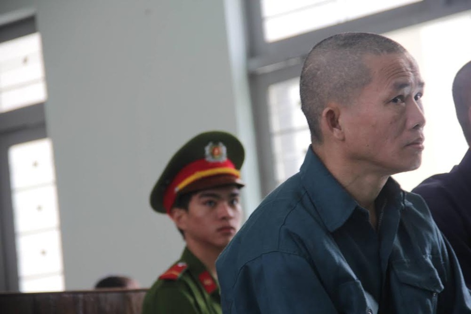 Hoãn xử phúc thẩm bị cáo Nguyễn Thọ sau 3 phút khai tòa - 1 Bị Nguyễn Thọ tại phiên tòa sáng nay