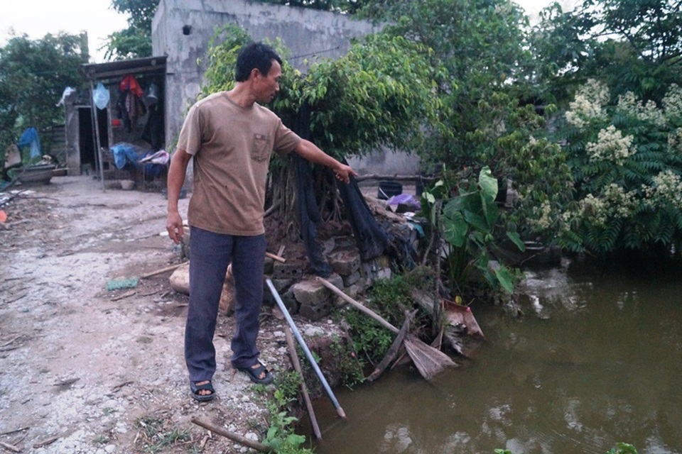 Vụ treo tiền đền bù của dân suốt 7 năm tại Hà Nam: Người trong cuộc nói gì? - 4 Anh Nguyễn Văn Anh cho biết việc kiểm đếm và áp giá đền bù lại thời điểm này quá thiệt thòi cho 3 hộ dân