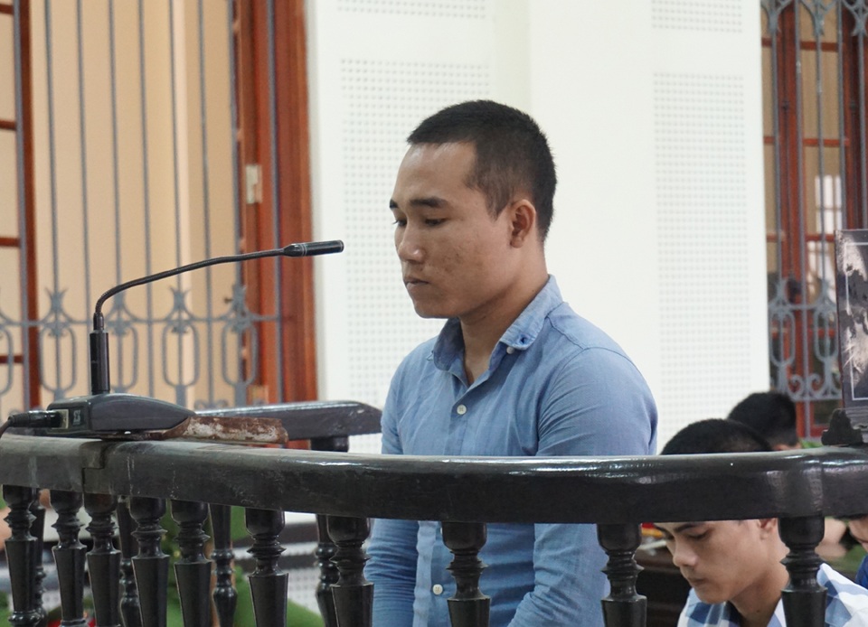 Bị nhóm trai làng truy đuổi, cô gái trẻ tử vong - 2 Nguyễn Xuân Sang bị đại diện Viện KSND tỉnh Nghệ An đề nghị mức án từ 9-10 năm tù về tội Giết người