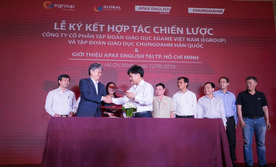 Giáo dục đào tạo “kiểu mới” trong năm 2017 sẽ được đầu tư mạnh - 1 Tập đoàn Chungdahm đầu tư 10 triệu USD vào công nghệ đào tạo tiếng Anh cho trẻ em.