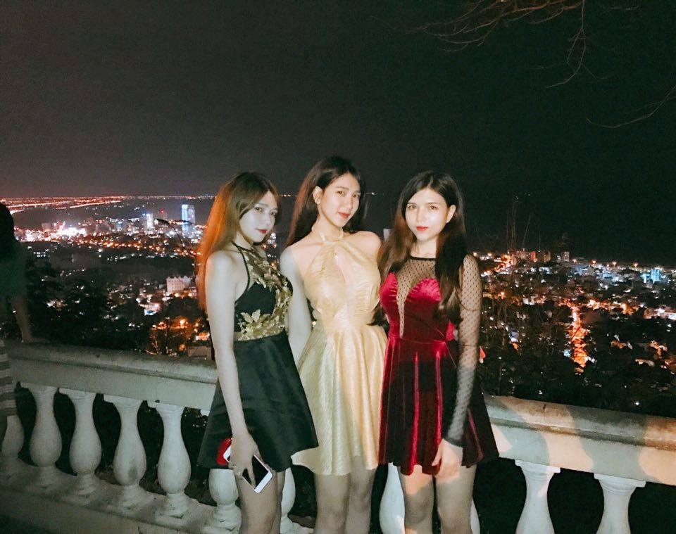 Gia đình có 3 "nàng tiên" khiến các chàng trai rần rần xin làm rể - 7 Gia đình có 3 "nàng tiên" khiến các chàng trai rần rần xin làm rể - 7