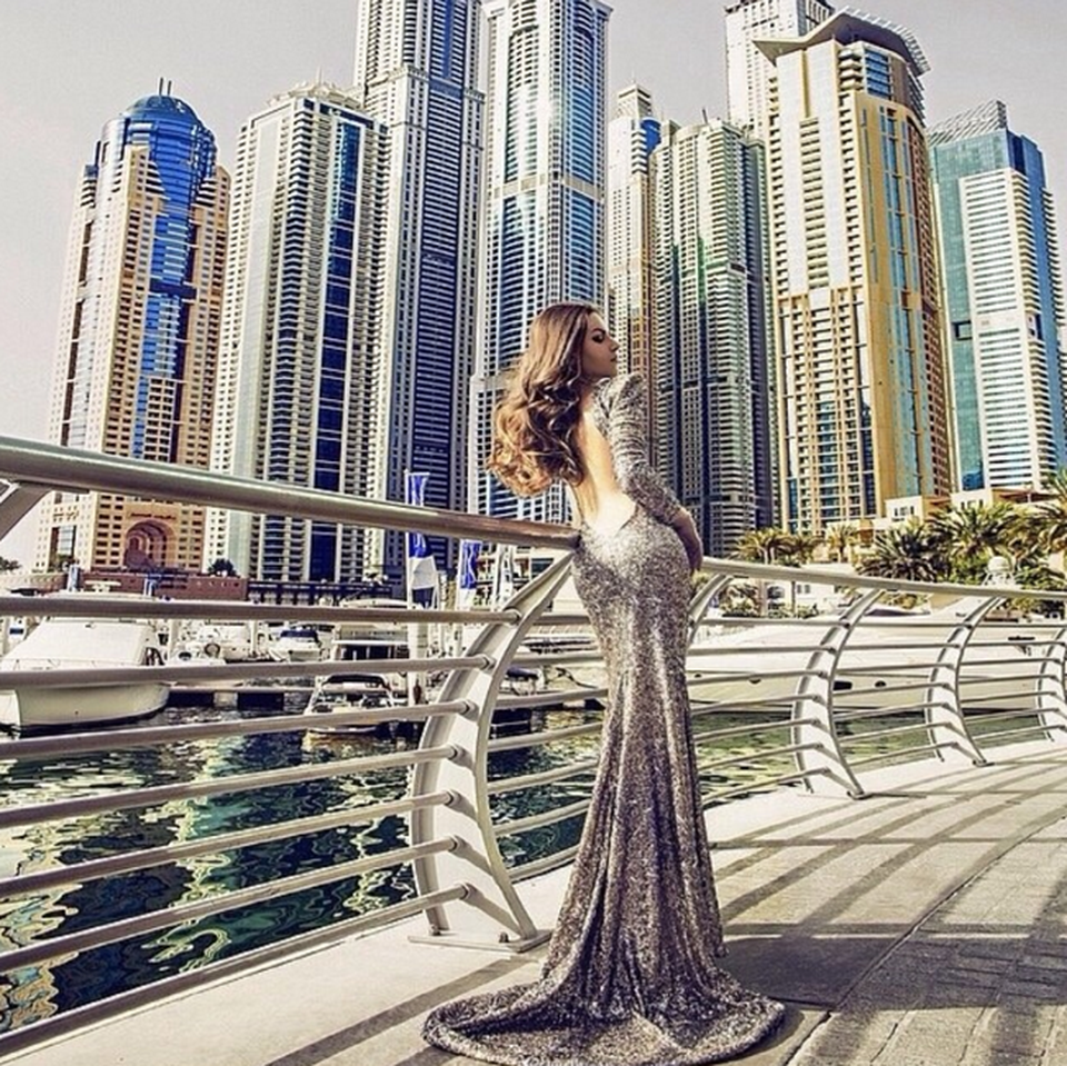 Mùa hè sang chảnh của hội con nhà giàu Dubai - 6 Khoe vẻ đẹp như nữ thần.