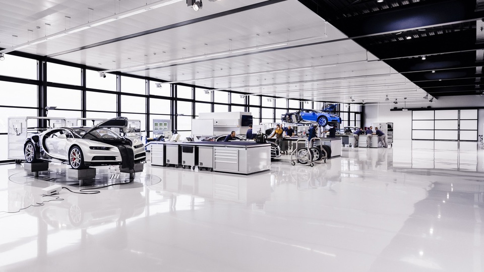 Bên trong nhà máy lắp ráp siêu xe Bugatti Chiron - 15 Bên trong nhà máy lắp ráp siêu xe Bugatti Chiron - 15