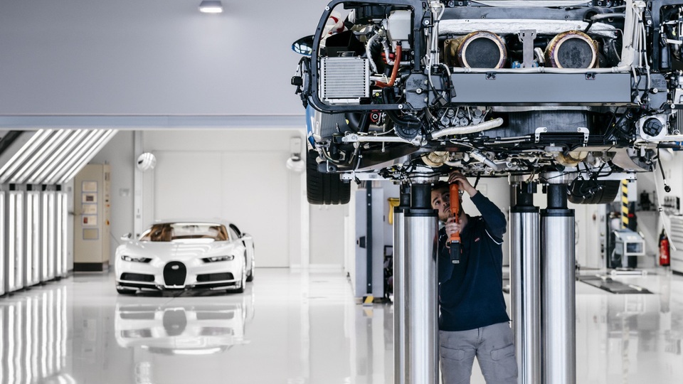 Bên trong nhà máy lắp ráp siêu xe Bugatti Chiron - 4 Bên trong nhà máy lắp ráp siêu xe Bugatti Chiron - 4