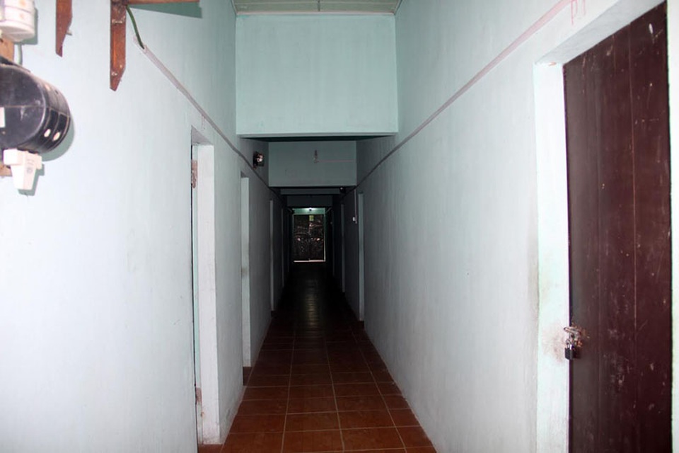 Khi những "con gà đẻ trứng vàng" biến thành... cục nợ! - 6
Dãy phòng trọ khá khang trang sạch sẽ nhưng không có người thuê.