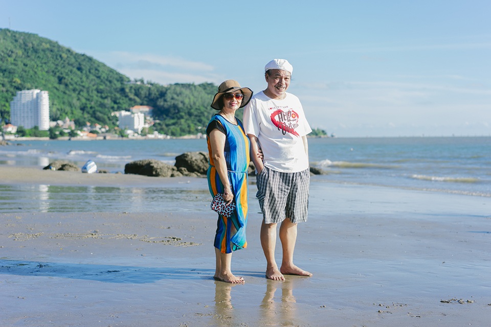 Hé lộ không gian sống sang trọng của vợ chồng nhạc sĩ Trần Tiến tại Vũng Tàu - 6