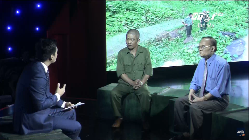 Xúc động những câu chuyện trong “Linh thiêng Đất Mẹ ngàn năm” - 2 Nhạc sĩ Trương Quý Hải và nhà thơ Anh Ngọc giao lưu trong chương trình.