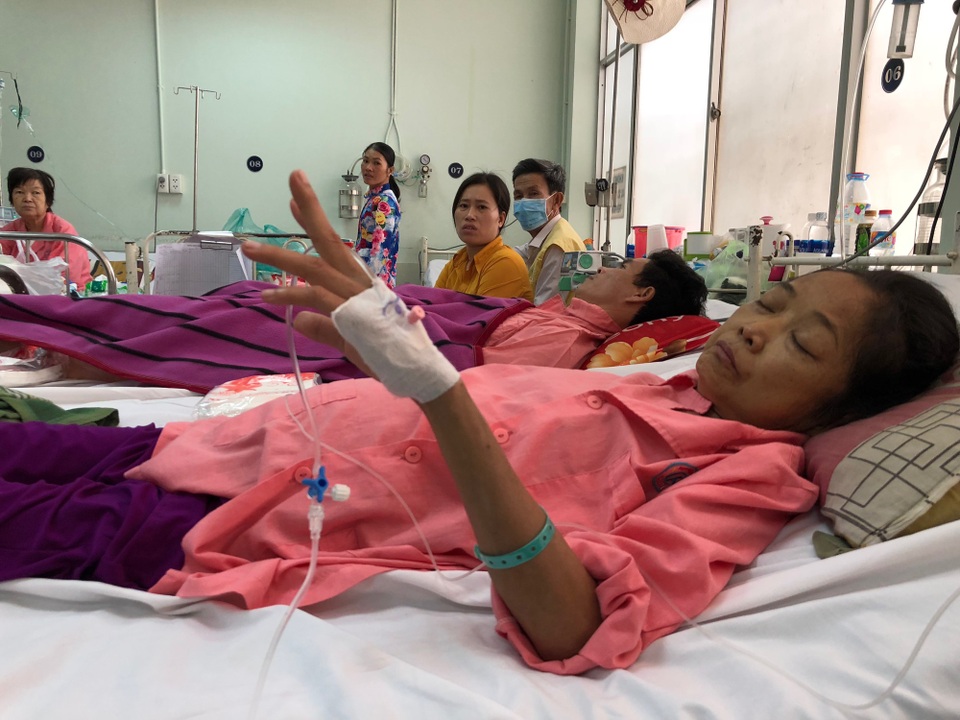 Đau đớn vì mất con, trái tim người mẹ bị vi trùng phá hủy - 2
Thiếu 200 triệu để mua vật tư y tế tiêu hao, sinh mạng người mẹ đang lâm nguy