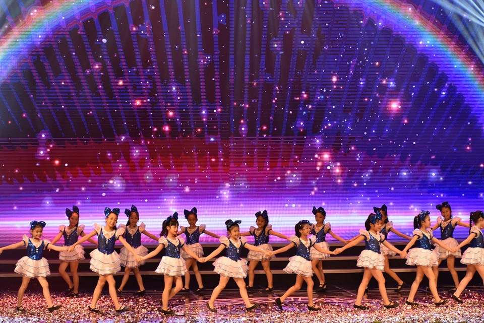 Ca sĩ Trung Quân tỏa sáng tại Nhân tài Đất Việt - 7