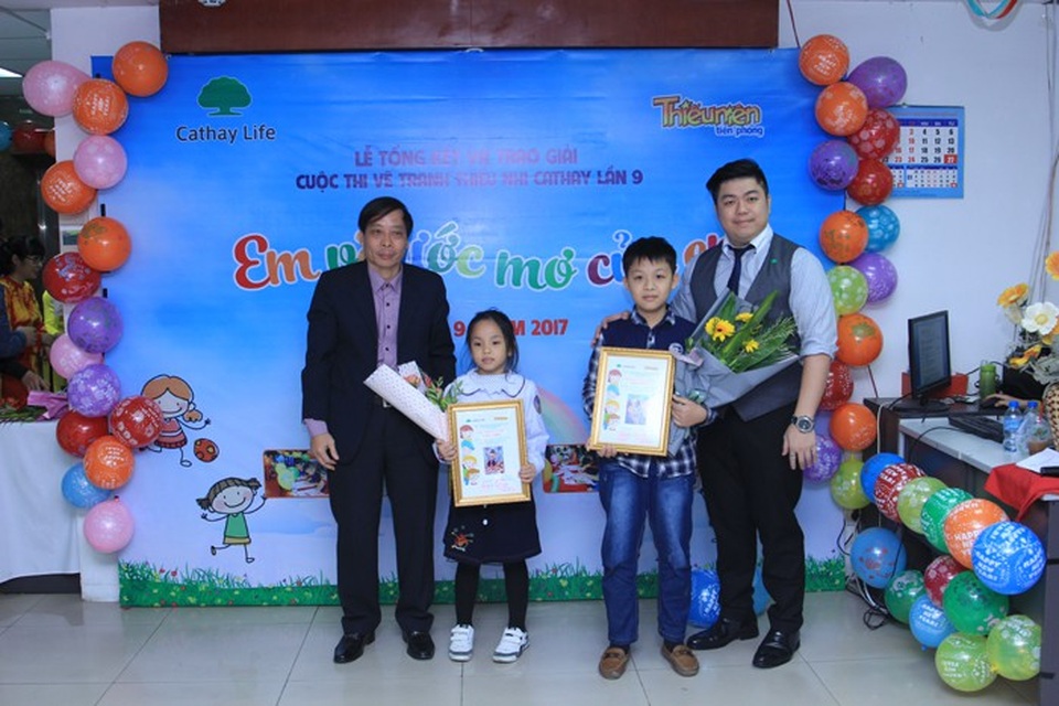 “Em vẽ ước mơ của em”: Một thế giới tuổi thơ rực rỡ sắc màu - 2 “Em vẽ ước mơ của em”: Một thế giới tuổi thơ rực rỡ sắc màu - 2