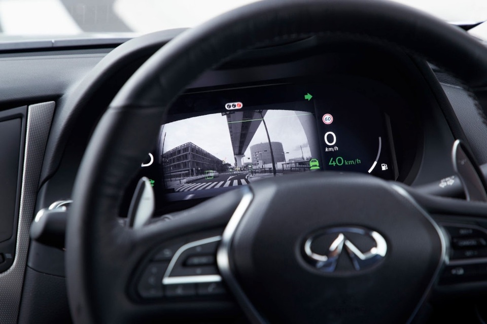 Infiniti Q50 tự lái xuất hiện trên đường phố Tokyo - 16