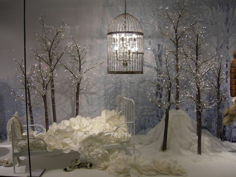 Giới nhà giàu “vung tiền” thuê trang trí cây thông Noel - 2