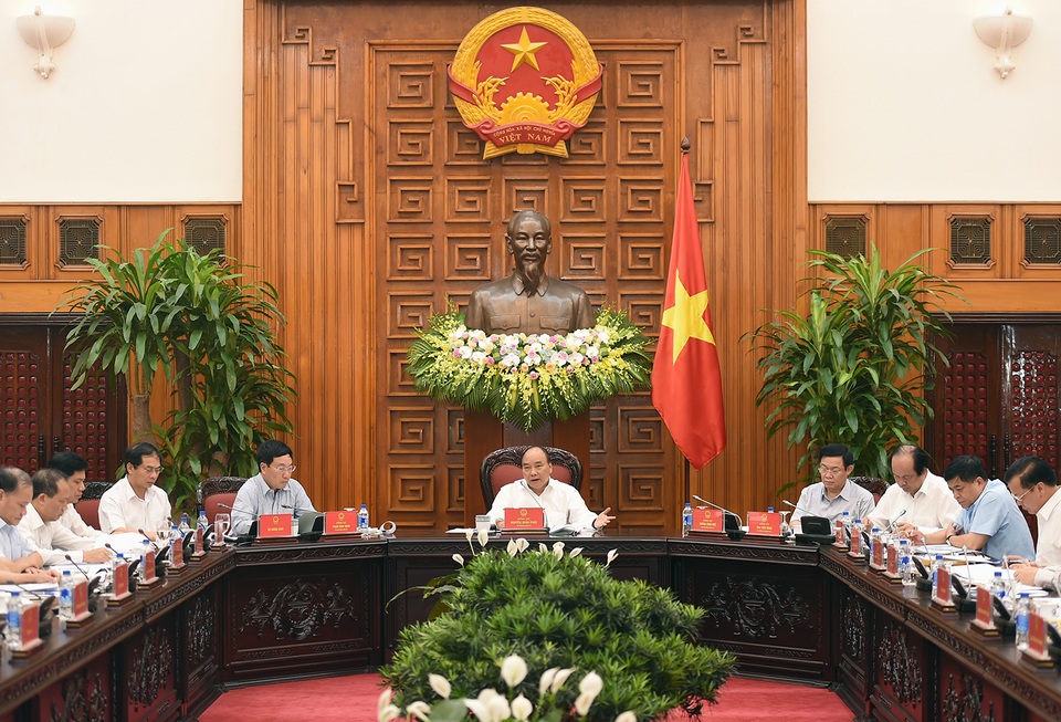 Thủ tướng: Lựa chọn nhà thầu tránh lặp lại trường hợp Cát Linh - Hà Đông - 2 Thủ tướng nêu rõ với các bộ ngành: “Không làm được thì thôi, đừng làm. Không làm được thì sẽ cắt vốn chứ không thể cứ do dự mãi được”.