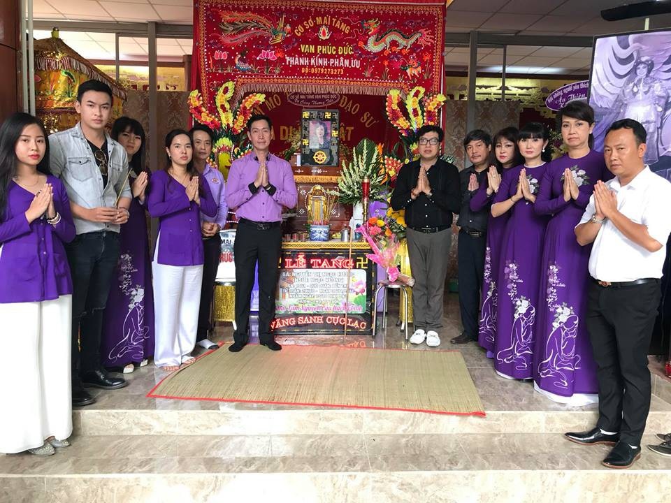 Đồng nghiệp tiếc thương khi NSƯT Ngọc Hương đột ngột ra đi - 12
Sự ra đi của nghệ sĩ Ngọc Hương là niềm tiếc thương vô hạn của đồng nghiệp và khán giả mộ điệu cải lương (Ảnh: Thanh Hiệp)