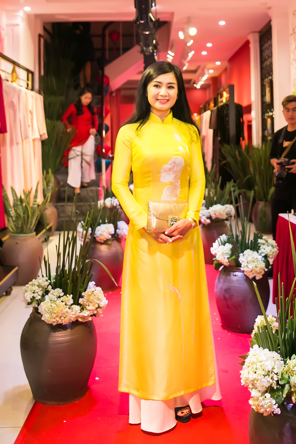 NSƯT Thu Hà: “Tôi luôn thấy mình đẹp” - 2 Nữ diễn viên Lá ngọc cành vàng nói rằng tính cách của mình có nhiều điểm tương đồng như hoa thạch thảo.