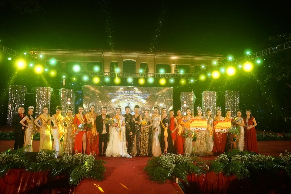 Các giải thưởng Á hoàng 1 được trao cho doanh nhân Nguyễn Thuỵ Oanh đến từ Vĩnh Phúc. Thuỵ Oanh cũng xuất sắc nhận thêm 2 giải phụ là Nữ hoàng mặc áo dài đẹp nhất và Nữ hoàng vì cộng đồng. 3 giải đồng Á hoàng 2 đã thuộc về các doanh nhân Lê Thị Bích Liên đến từ Bảo Lộc - Lâm Đồng, Lê Thu Hằng đến từ TP Hồ Chí Minh và Nguyễn Ngọc Quỳnh đến từ TP Hồ Chí Minh.