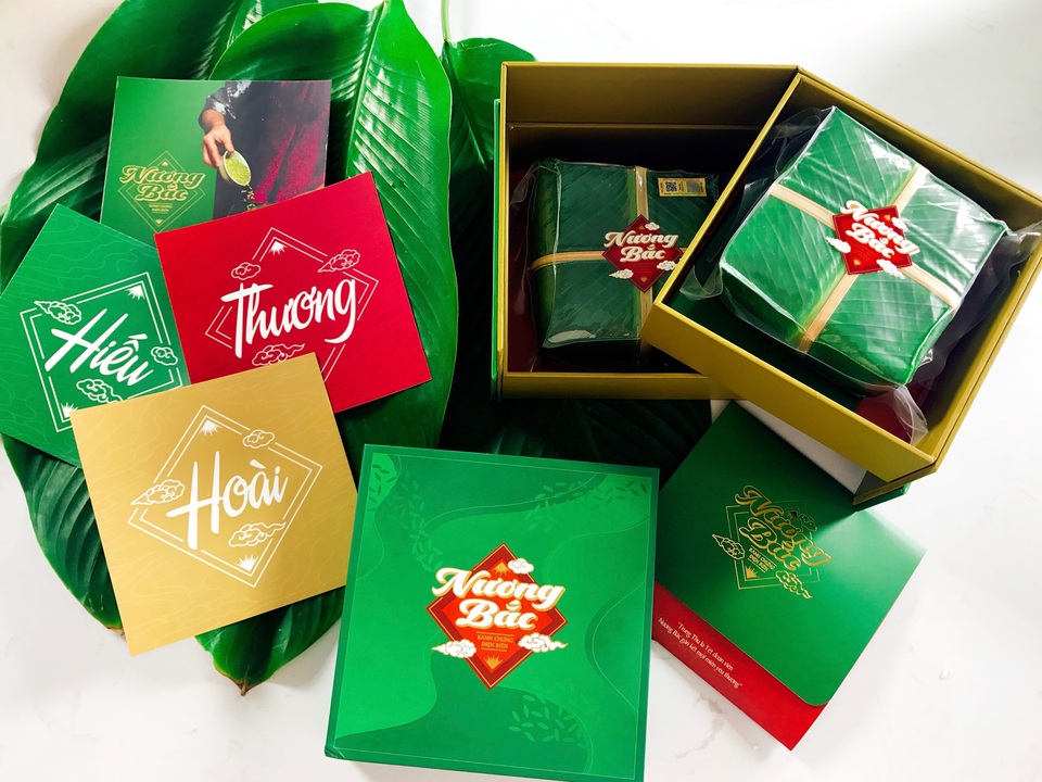 Trung thu dân công sở đổ xô mua bánh chưng làm quà tặng - 3 Trung thu dân công sở đổ xô mua bánh chưng làm quà tặng - 3