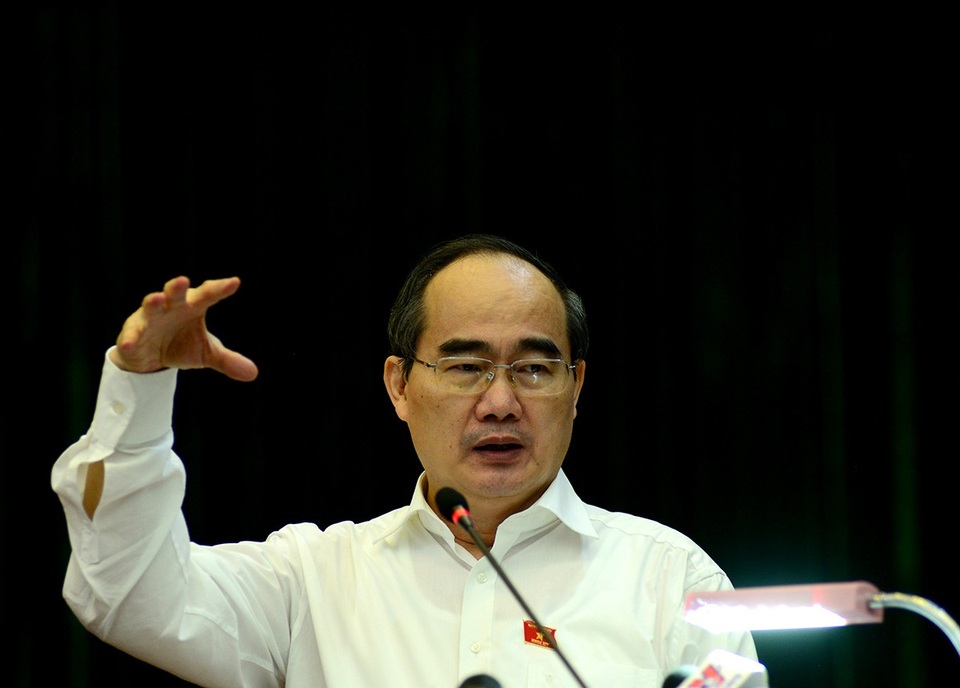 Chỉ ưu tiên đường bộ, đường sắt gần 1 thế kỷ vẫn... nguyên xi - 2 Bí thư Nguyễn Thiện Nhân cho rằng, phát triển giao thông đường sắt... cực kỳ khó khăn.