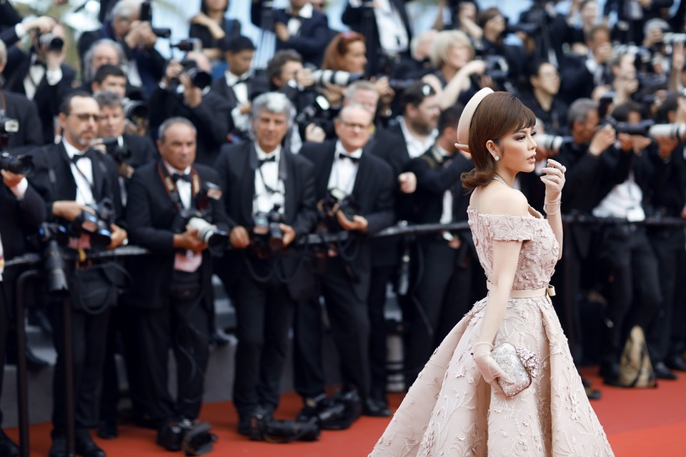 Dàn sao tỏa sáng tại LHP Cannes - 7