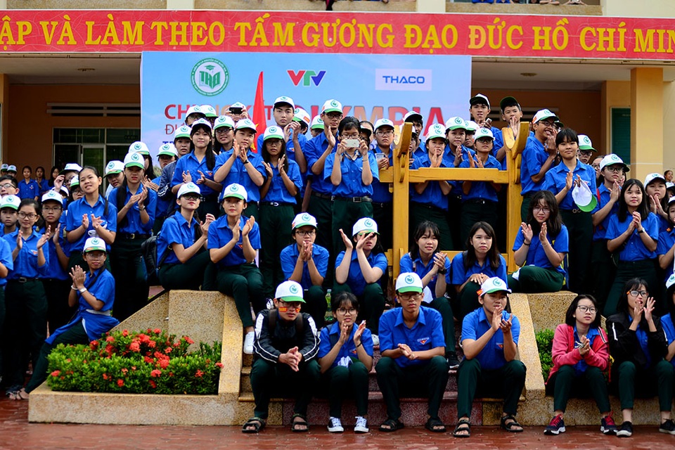 Nhật Minh đăng quang Đường lên đỉnh Olympia 2017 với 300 điểm - 37 Nhật Minh đăng quang Đường lên đỉnh Olympia 2017 với 300 điểm - 37