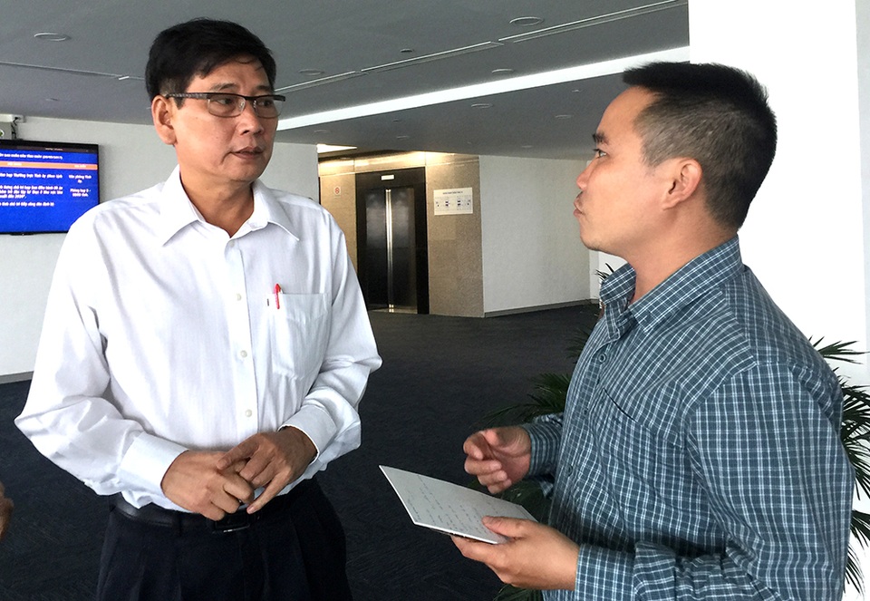 Ông Mai Hùng Dũng - Phó Chủ tịch UBND tỉnh Bình Dương trao đổi thông tin với PV Dân trí về các vấn đề liên quan đến cụm mỏ đá Tân Đông Hiệp.