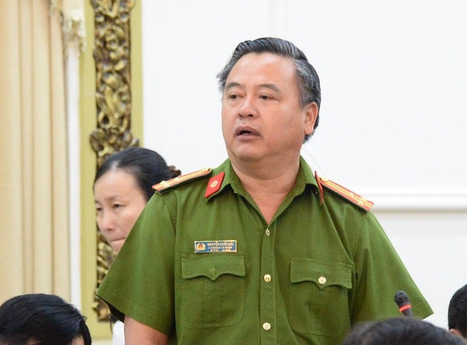 Vụ bạo hành trẻ kinh hoàng: Đang làm thủ tục khởi tố vụ án - 4
Thượng tá Nguyễn Quốc Hải – Phó Trưởng Công an quận 12 khẳng định đủ yếu tố khởi tố tội hành hạ người khác.