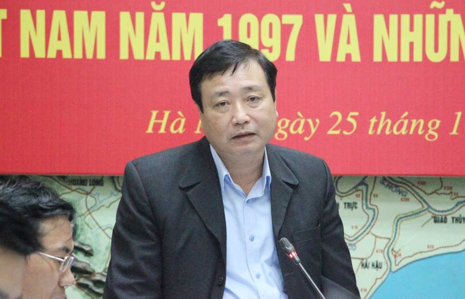 20 năm trước, vì sao bão Linda cướp đi gần 3.000 sinh mạng? - 4 Ông Trần Quang Hoài bày tỏ biết ơn sâu sắc tới những chia sẻ kinh nghiệm quý báu của các đại biểu tham dự cuộc hội thảo.
