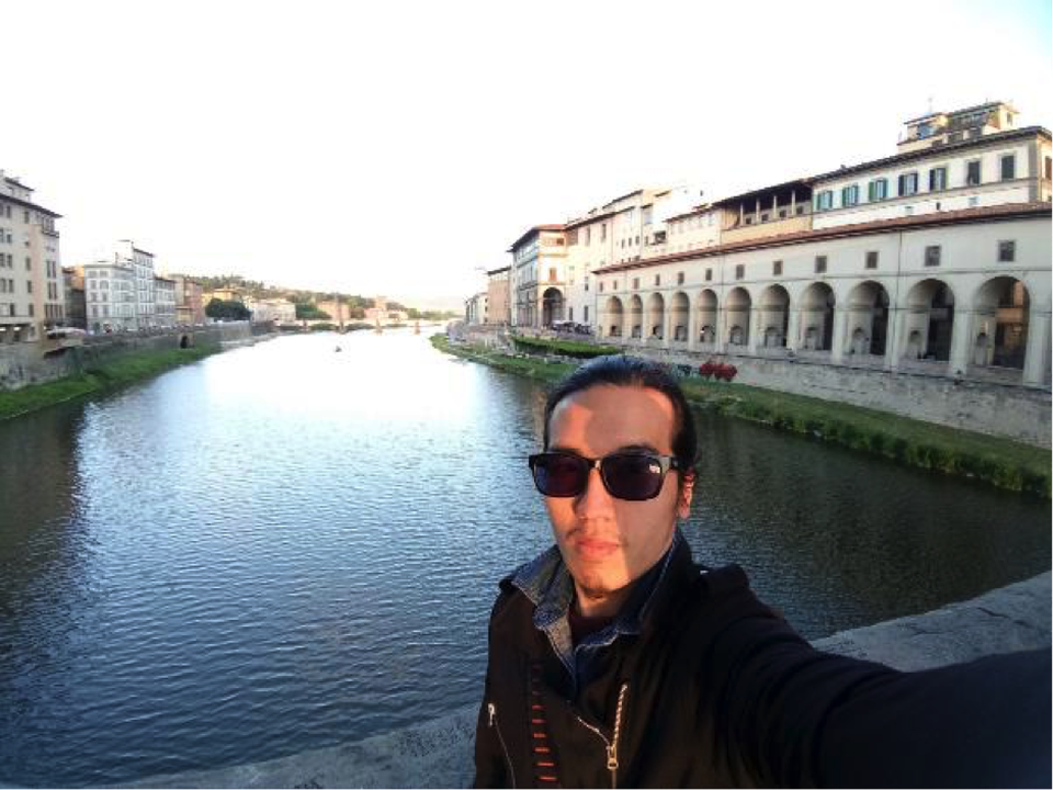 Camera selfie góc rộng OPPO F3: Mở ra giải pháp selfie mới - 4
Với camera selfie góc rộng, tha hồ lấy trọn dòng sông và các dãy nhà 2 bên bờ tại Ý.