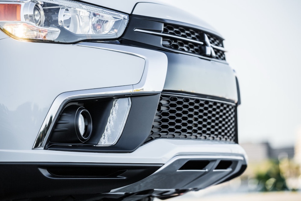 Mitsubishi giới thiệu Outlander Sport 2018 - 5 Mitsubishi giới thiệu Outlander Sport 2018 - 5