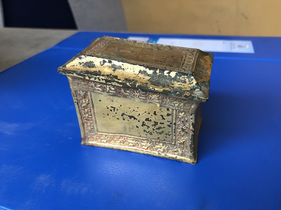 Bảo vật này được Viện Khảo cổ học kết hợp với Bảo tàng Nghệ Tĩnh khai quật năm 1985 - 1986.