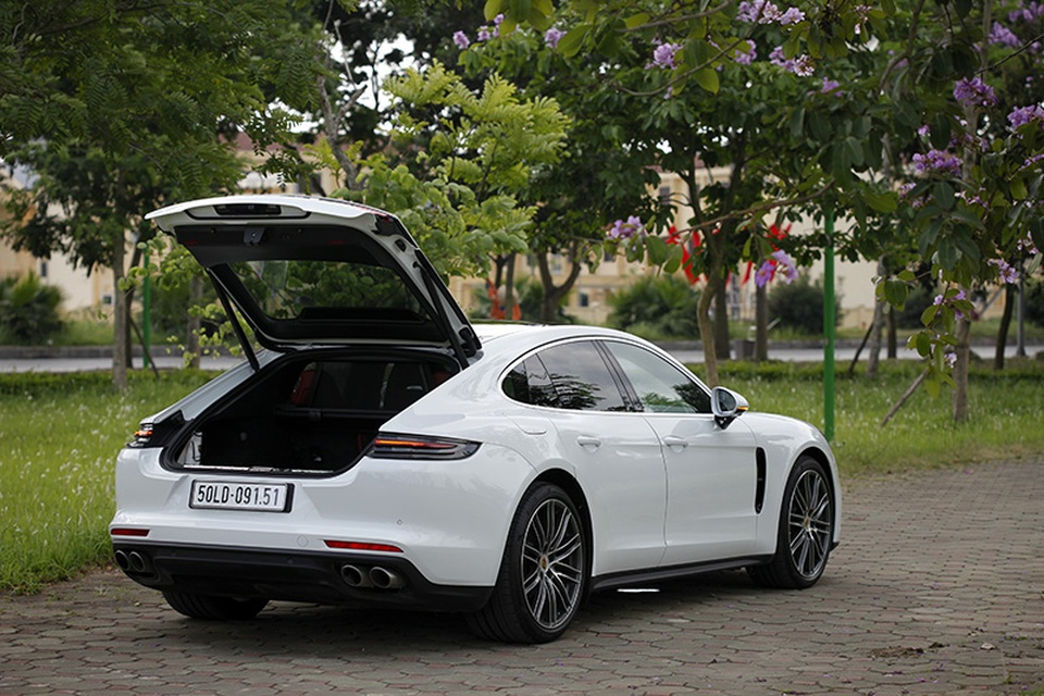 Porsche Panamera 4S - Sự thách thức ngọt ngào - 18 Porsche Panamera 4S - Sự thách thức ngọt ngào - 18