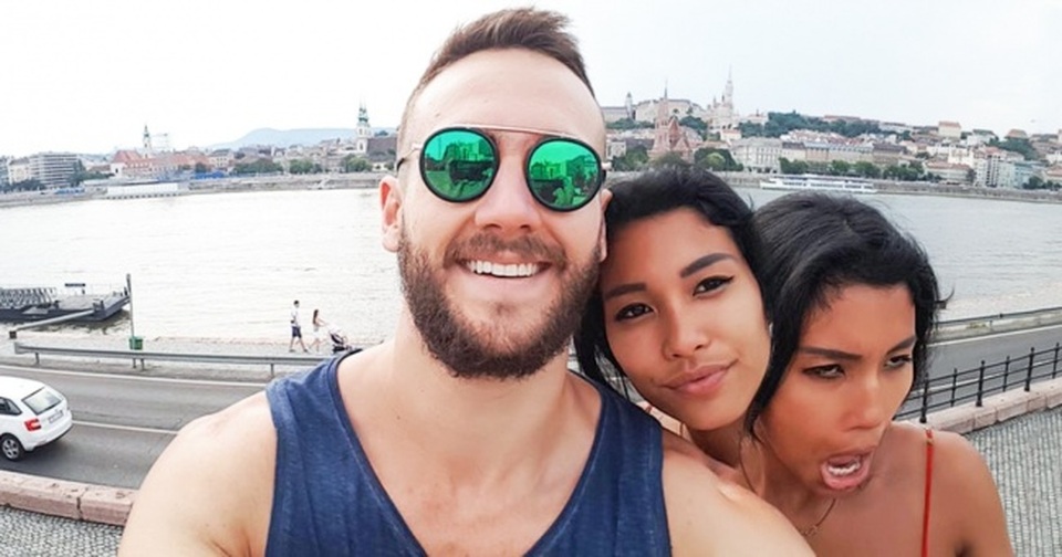 “Bạn gái tôi đã bị hắt xì trong khi chụp ảnh panorama và đây là sản phẩm.”