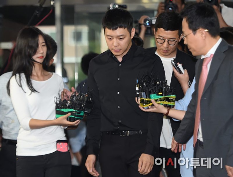 “Hoàng tử gác mái” Park Yoochun thua kiện - 1
Ngôi sao nổi tiếng Park Yoochun đã thua kiện